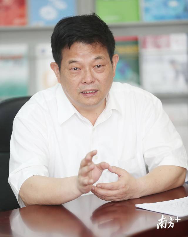 半岛体育（中国）官方网站校长陈新。李细华 摄